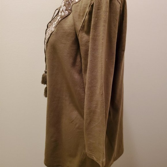 Olive V-neck Top with Embroidered Detail - Picture 2 of 2